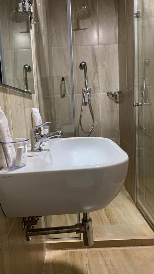 Albanopolis Hotel 4*