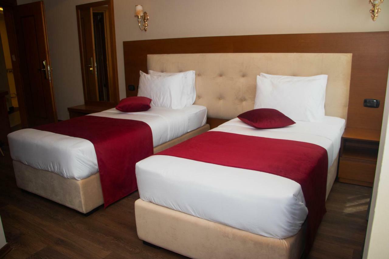 Albanopolis 4* Tirana