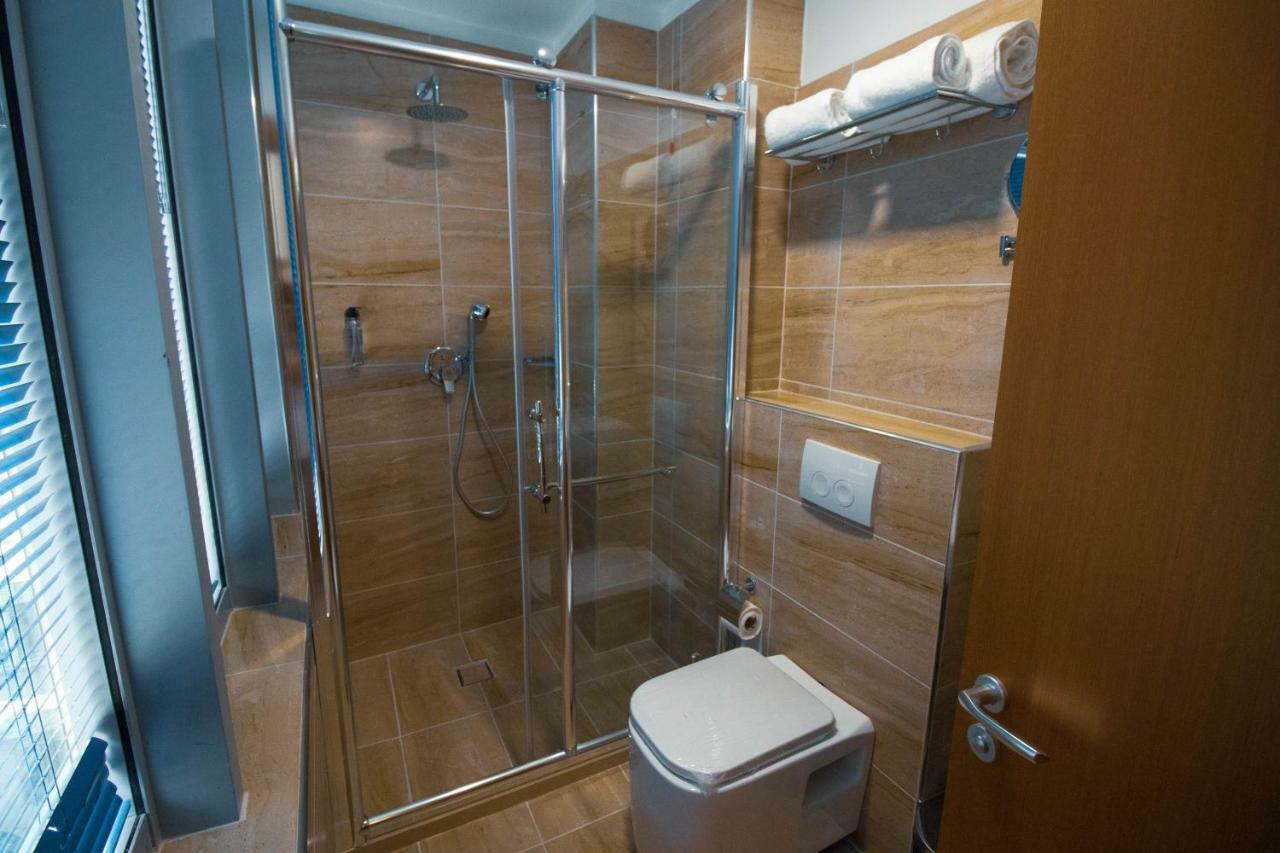 Albanopolis Hotel 4*