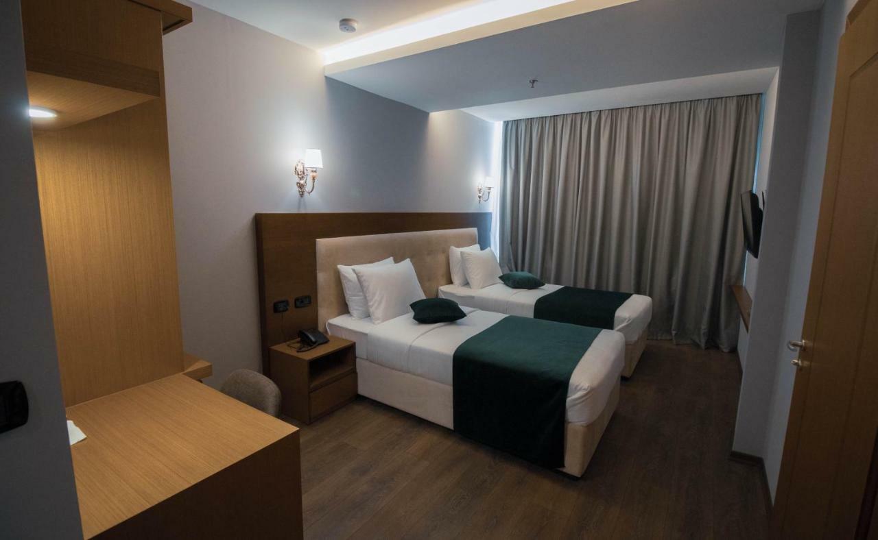 Hotel Albanopolis