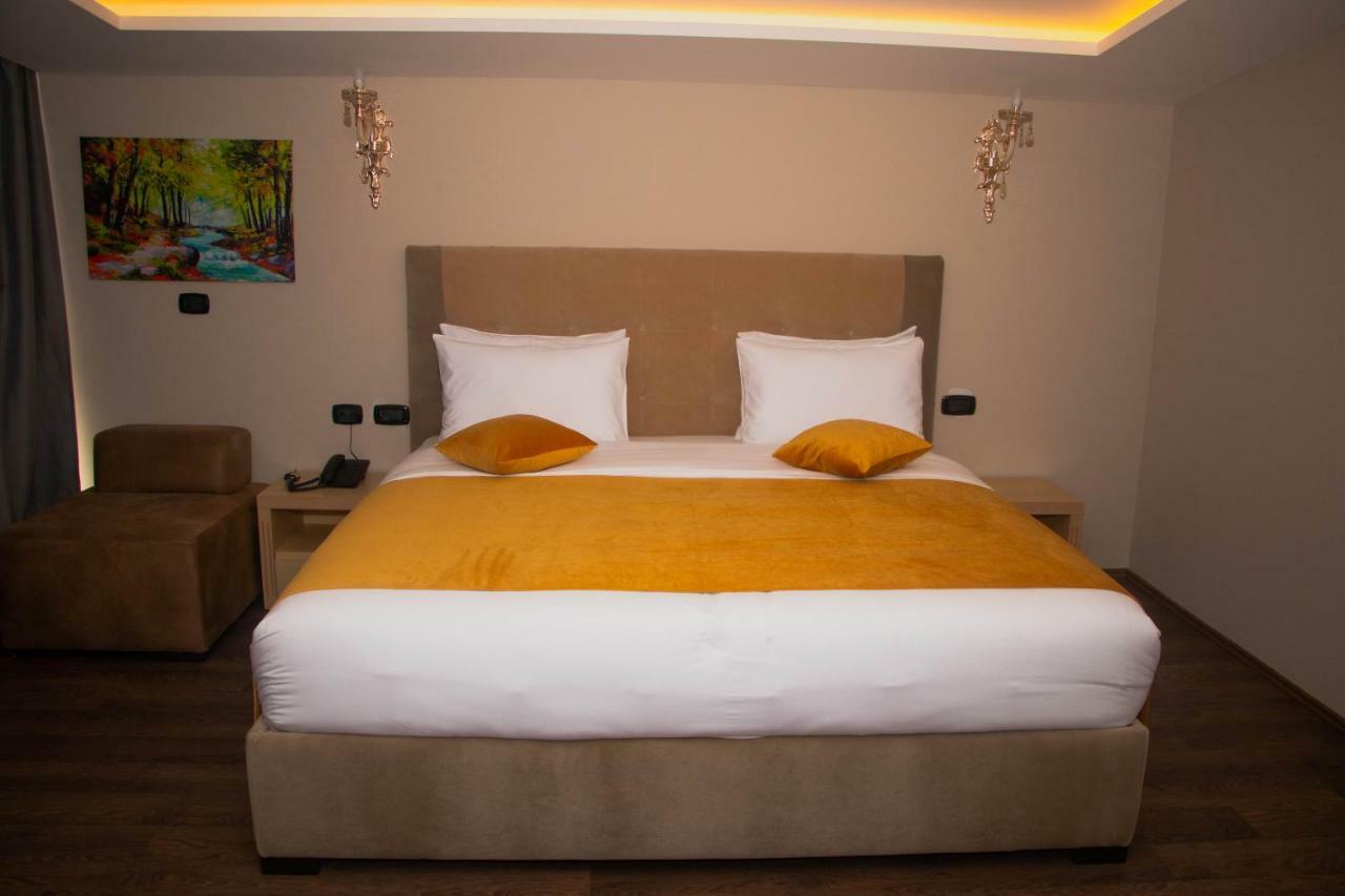 Albanopolis Hotel 4*