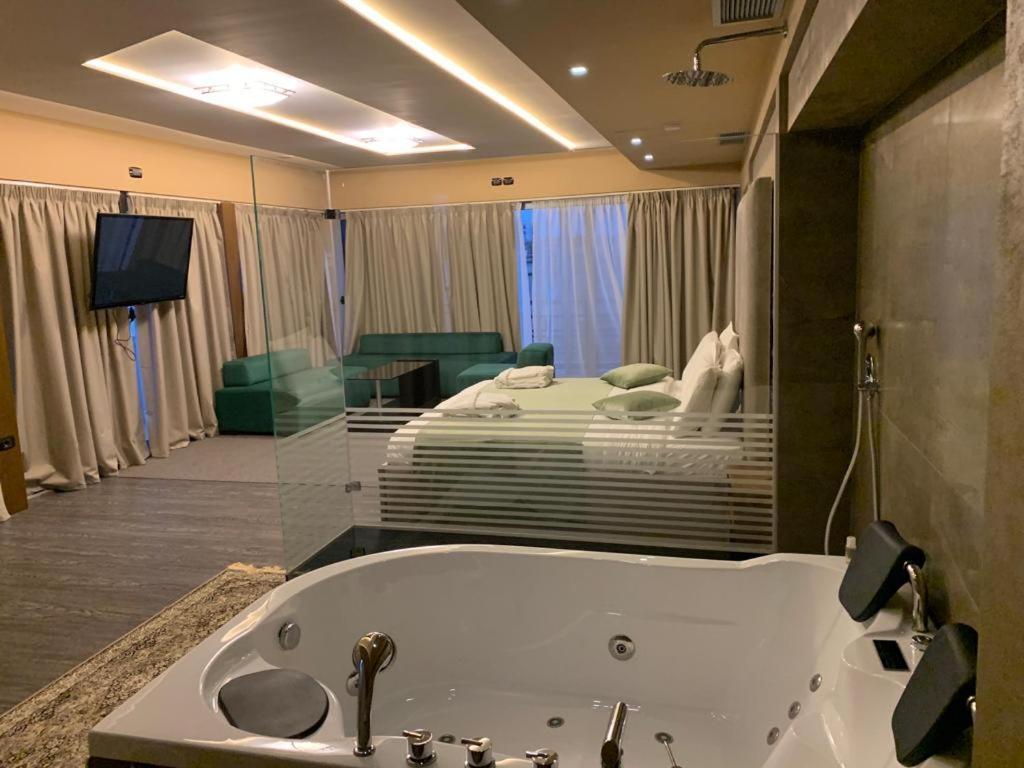 Albanopolis Hotel Tirana