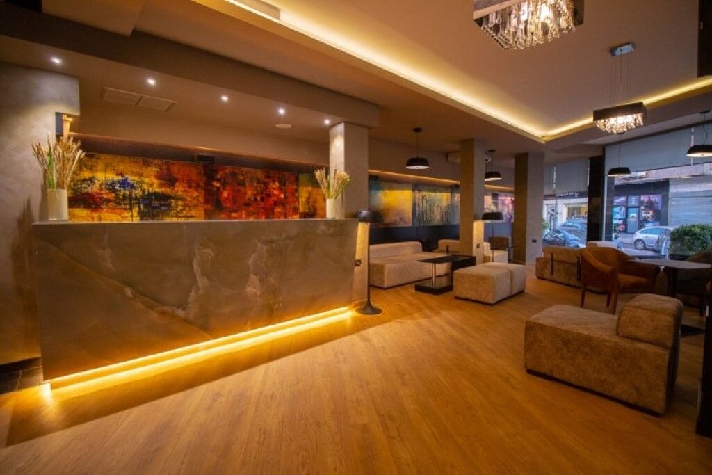 Albanopolis 4*